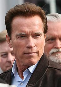 Arnold Schwarzenegger, der Papst und 1% für Deine Gesundheit